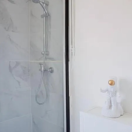 Apartament T2- 40m2- Cosy - Wifi